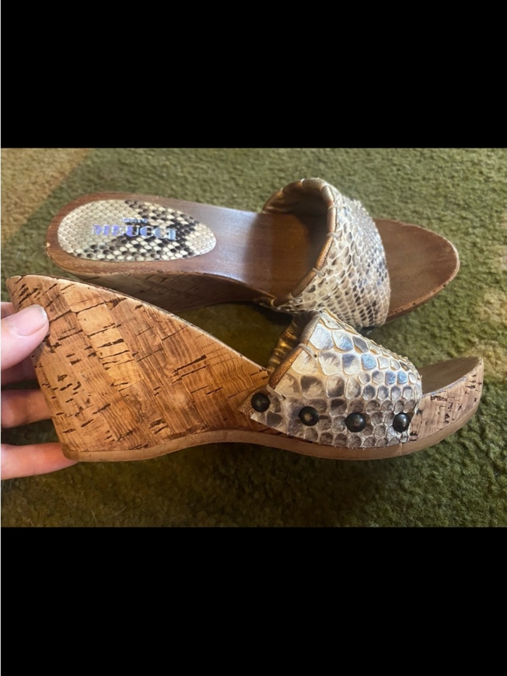 RARE SESTSO MEUCCI snakeskin wedges